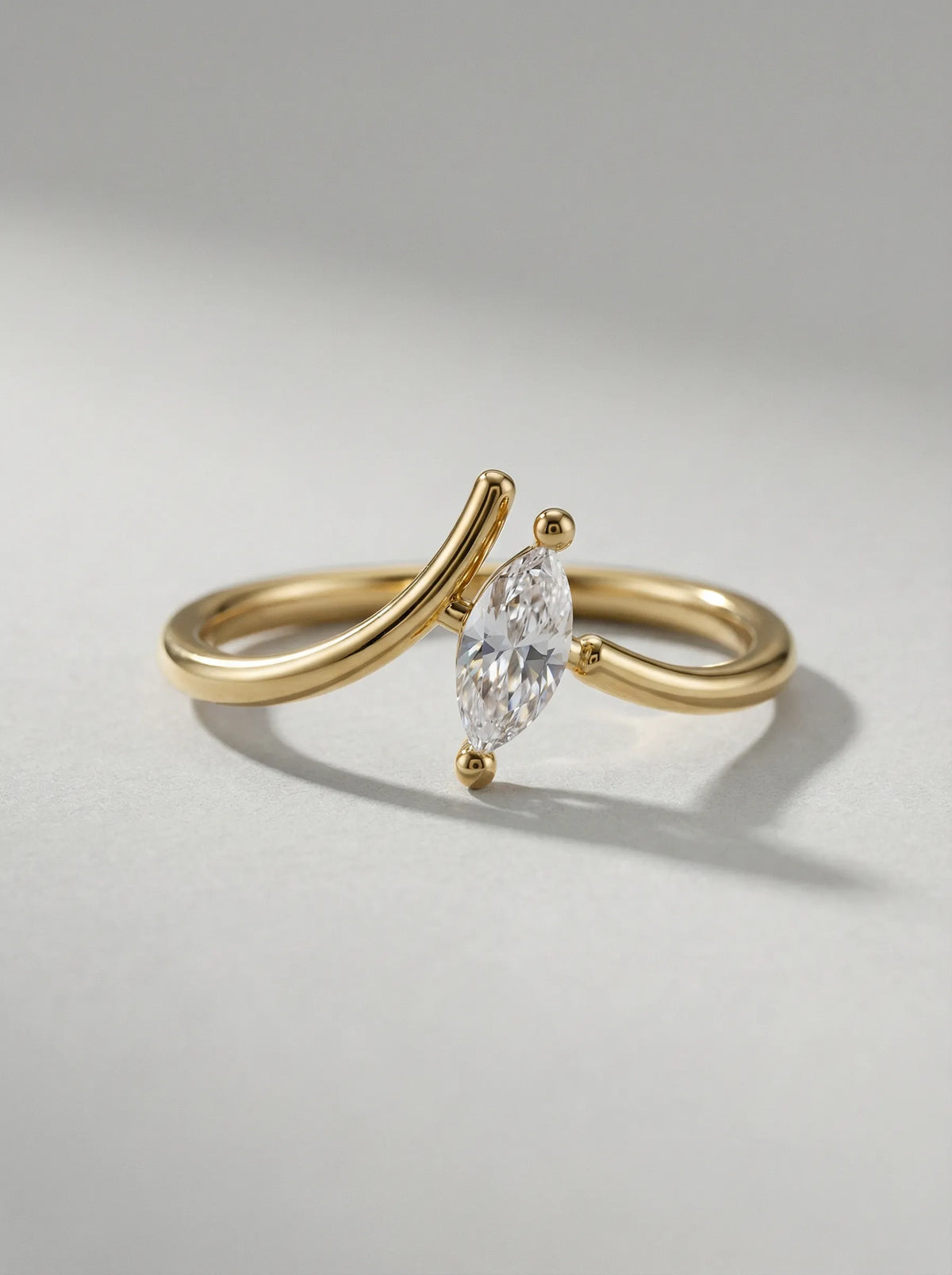 Luna Ring